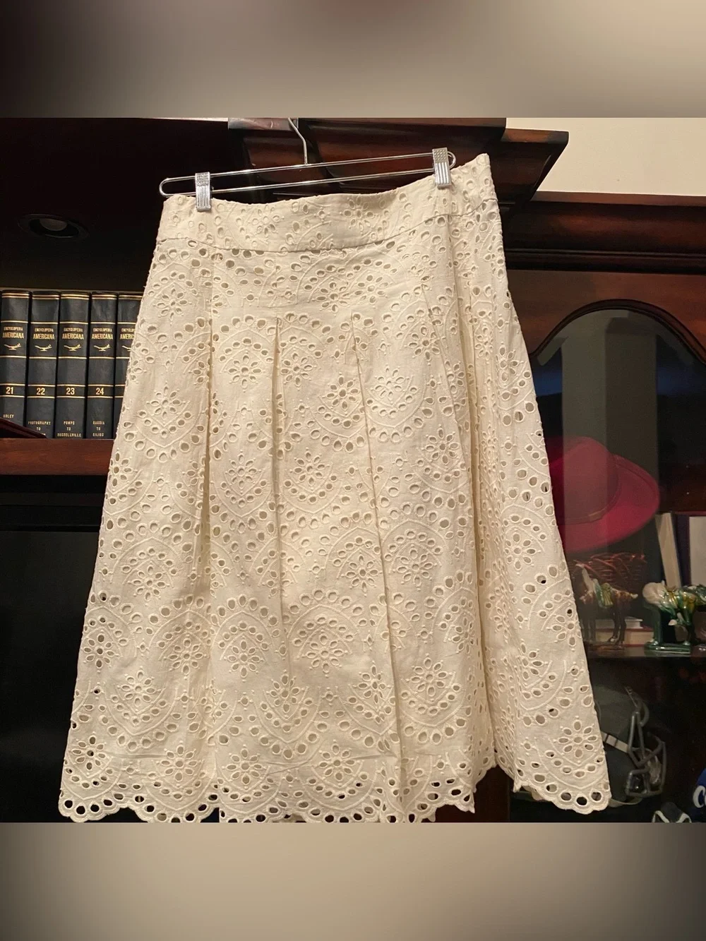 Boden Isadora Broderie Eyelet Skirt sz10 floral eyelet embroidery scalloped hem